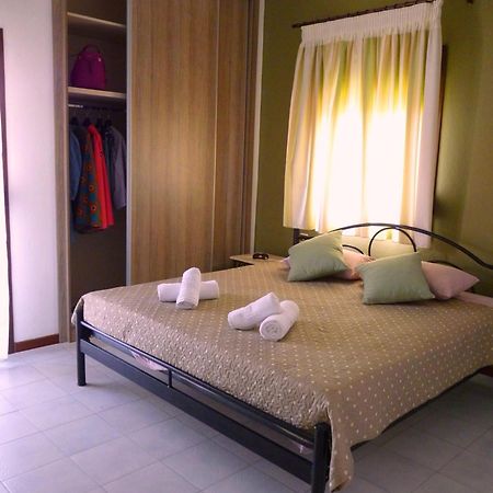 Yannis Apartments أفيتوس المظهر الخارجي الصورة