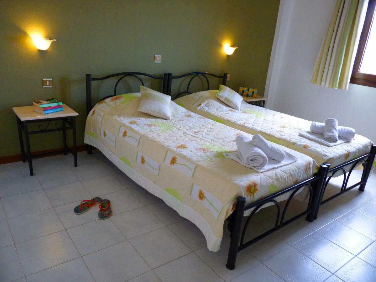 Yannis Apartments أفيتوس المظهر الخارجي الصورة