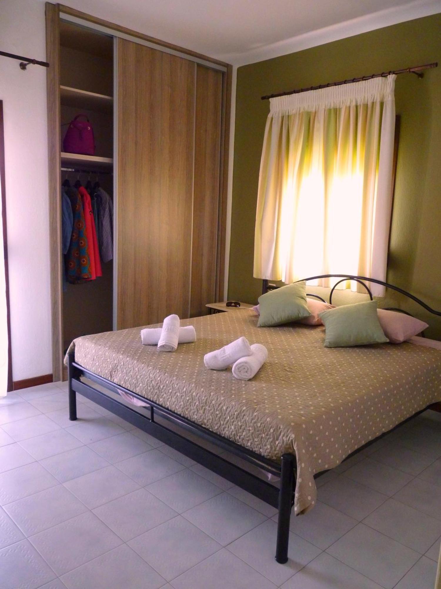 Yannis Apartments أفيتوس المظهر الخارجي الصورة