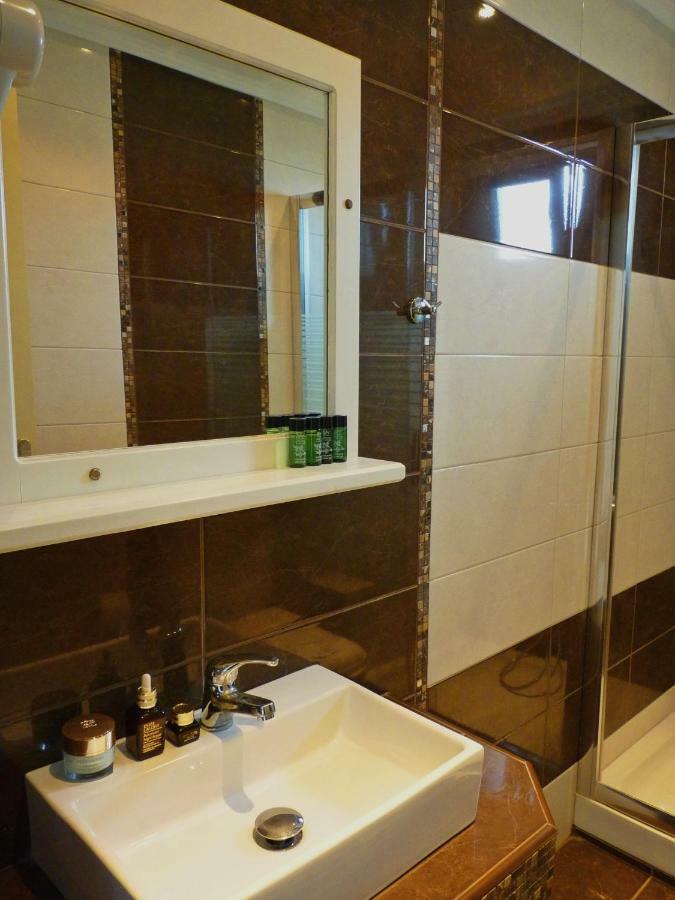 Yannis Apartments أفيتوس المظهر الخارجي الصورة