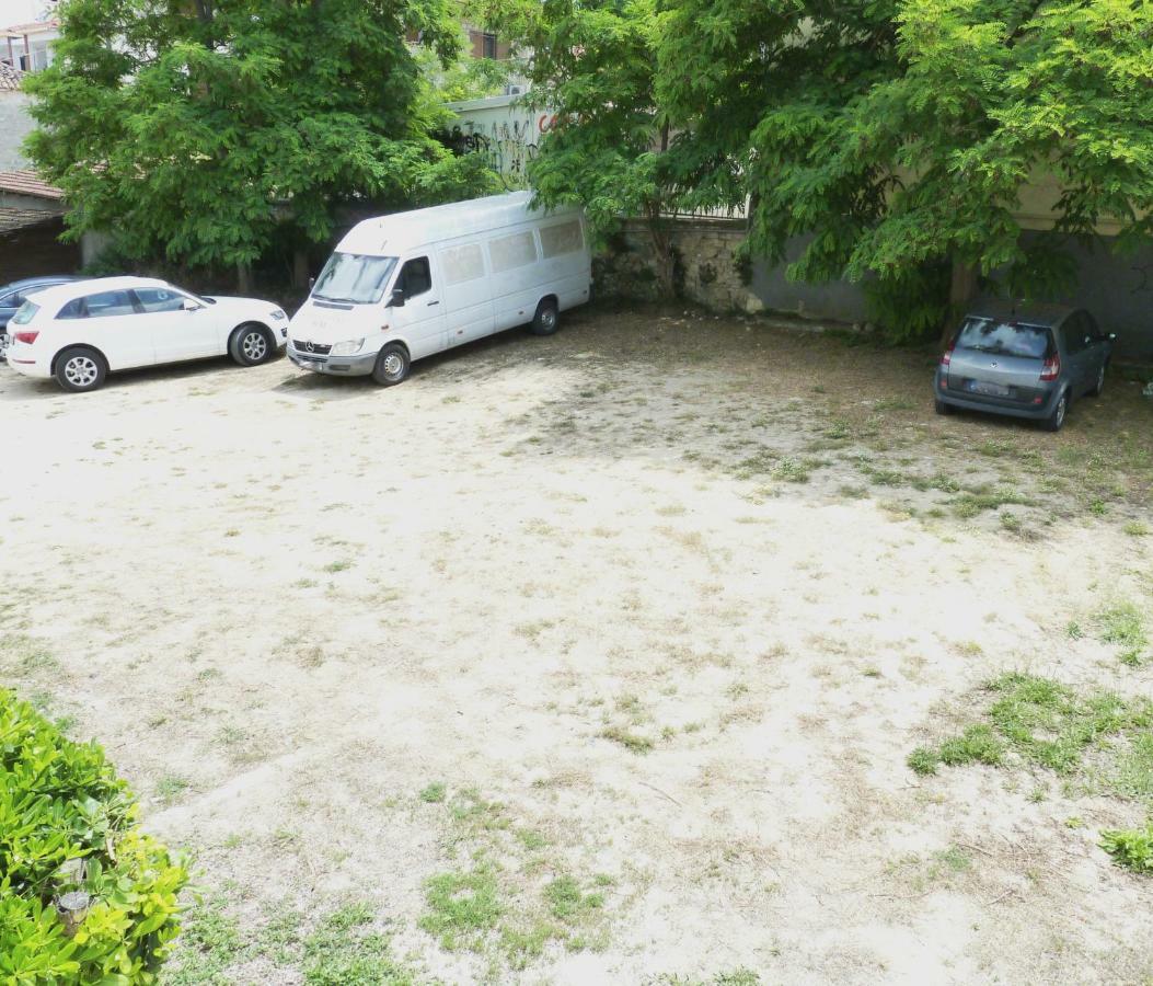 Yannis Apartments أفيتوس المظهر الخارجي الصورة
