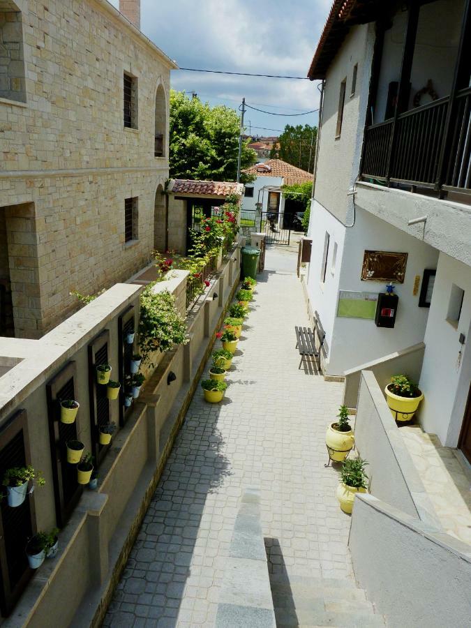 Yannis Apartments أفيتوس المظهر الخارجي الصورة