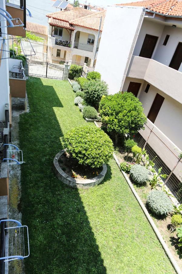 Yannis Apartments أفيتوس المظهر الخارجي الصورة