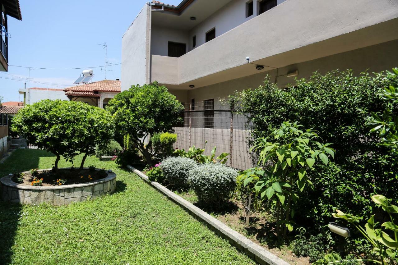 Yannis Apartments أفيتوس المظهر الخارجي الصورة