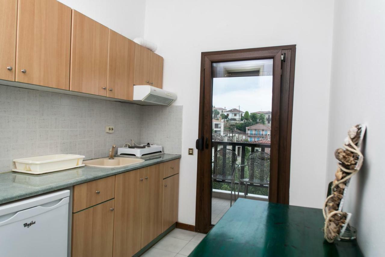 Yannis Apartments أفيتوس المظهر الخارجي الصورة